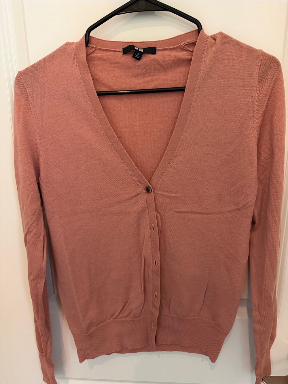 Uniqlo Rose Pink V-Neck Button Cardigan